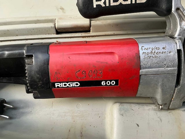 Ridgid 600 draadsnijmachine - afbeelding 3 van  5