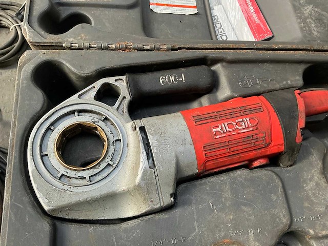 Ridgid 600-i draadsnijmachine - afbeelding 2 van  6