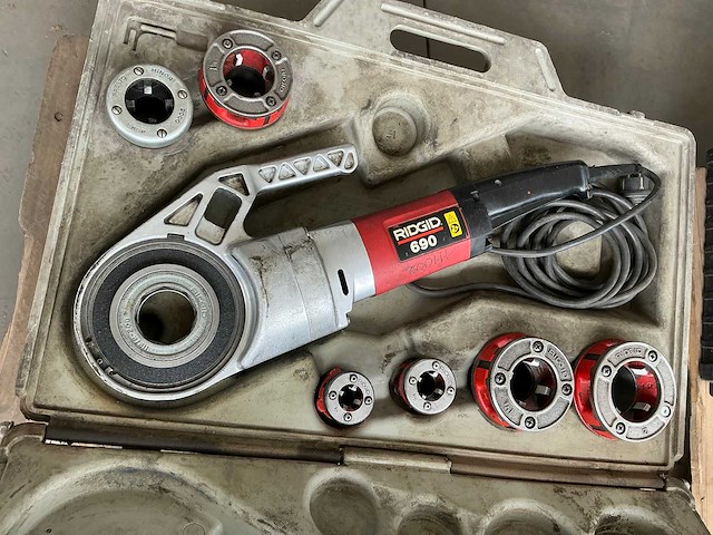 Ridgid 690 draadsnijmachine - afbeelding 6 van  8