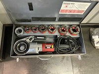 Ridgid 690 draadsnijmachine - afbeelding 1 van  5