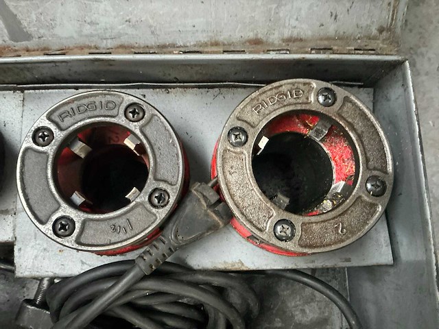 Ridgid 690 draadsnijmachine - afbeelding 4 van  7