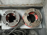 Ridgid 690 draadsnijmachine - afbeelding 4 van  7