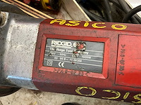 Ridgid 690 draadsnijmachine - afbeelding 2 van  6