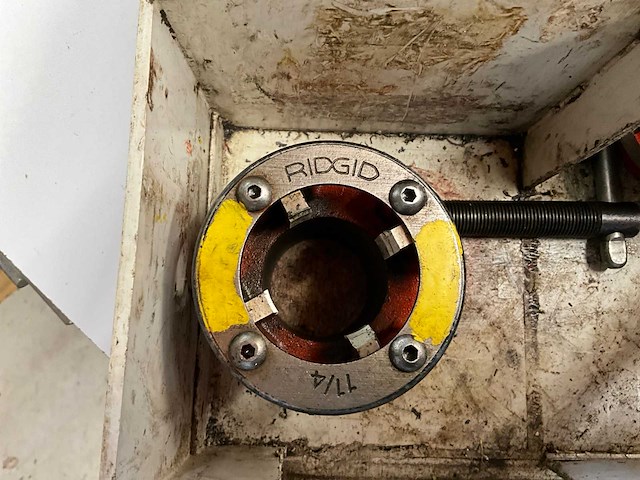 Ridgid 690 draadsnijmachine - afbeelding 5 van  6