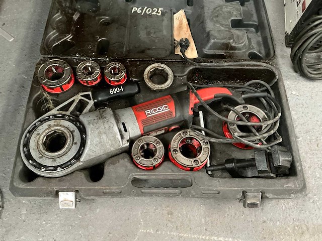 Ridgid 690-i draadsnijmachine te herstellen - afbeelding 1 van  10