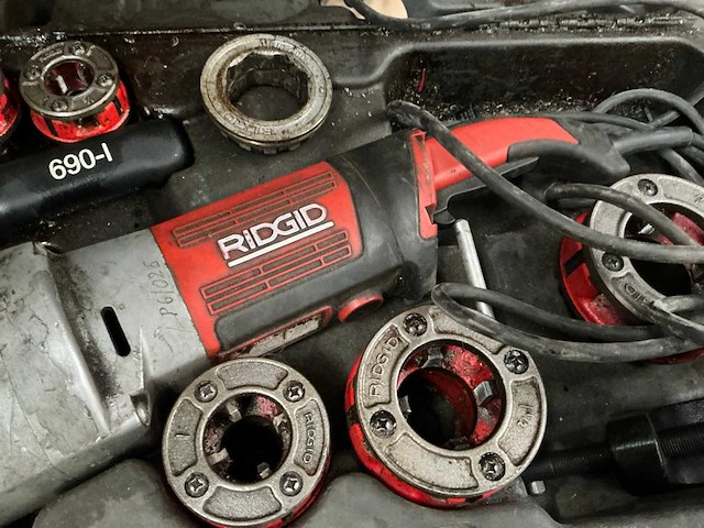 Ridgid 690-i draadsnijmachine te herstellen - afbeelding 4 van  10