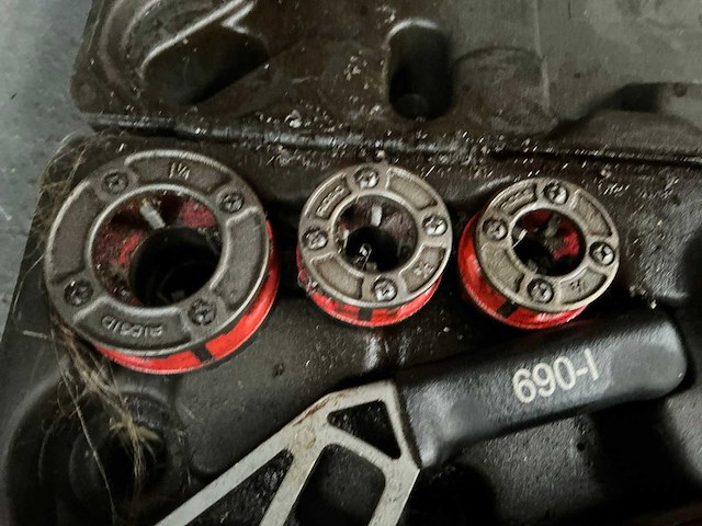 Ridgid 690-i draadsnijmachine te herstellen - afbeelding 8 van  10