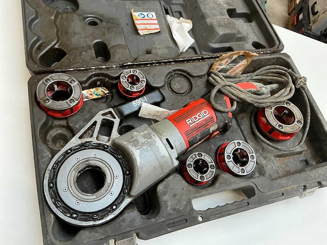 Ridgid 690-i draadsnijmachine - afbeelding 2 van  5