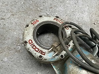 Ridgid 700 draadsnijmachine - afbeelding 2 van  4