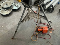 Ridgid 918 power drive met rolgroefmachine - afbeelding 8 van  10