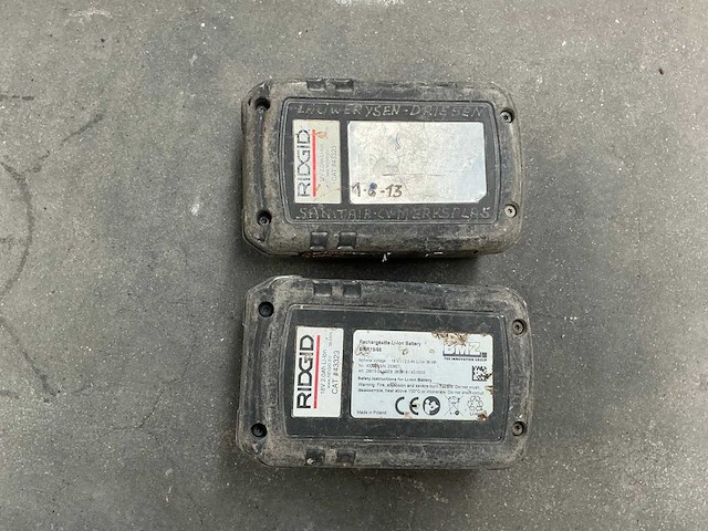 Ridgid accu's en lader - afbeelding 6 van  7