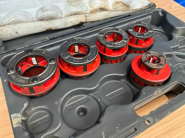 Ridgid draadsnijkoppen set - afbeelding 1 van  8