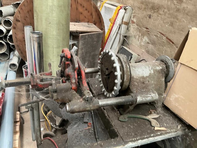 Ridgid elektrische draadsnijmachine - afbeelding 2 van  6