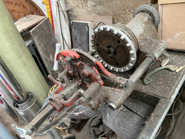 Ridgid elektrische draadsnijmachine - afbeelding 3 van  6