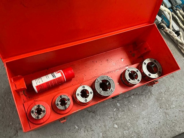 Ridgid manuele draadsnijmachine - afbeelding 4 van  7