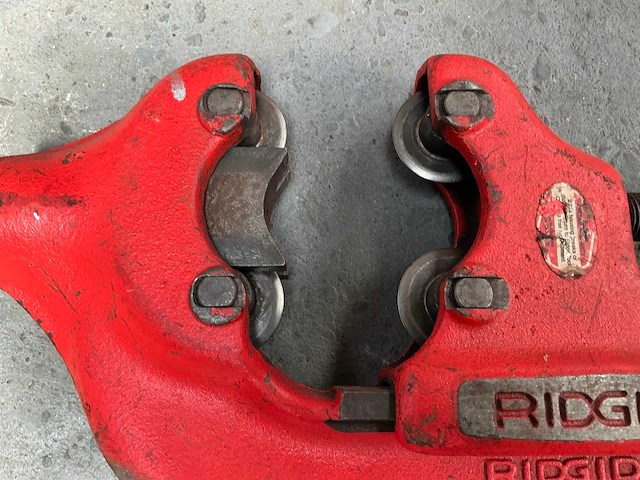 Ridgid no 4-8 heavy duty pijpsnijder (2x) - afbeelding 4 van  4