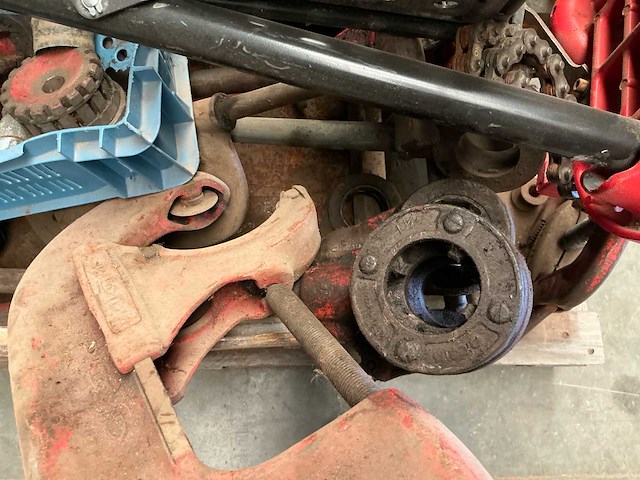 Ridgid partij met statief draadsnijset - afbeelding 2 van  6