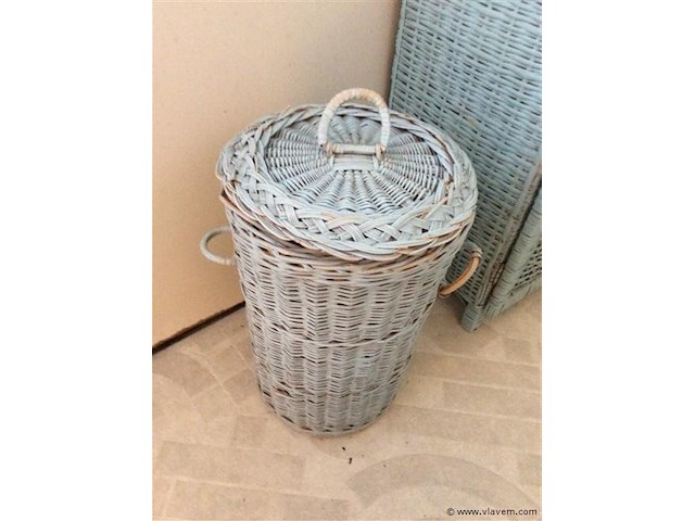 Rieten badkamermeubel + mand - afbeelding 3 van  3