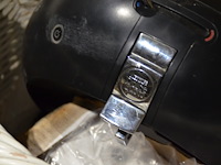 Rieten mand met inhoud - afbeelding 2 van  2