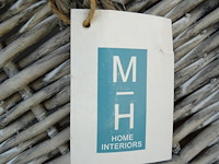 Rieten manden + decoratief hout - afbeelding 5 van  5