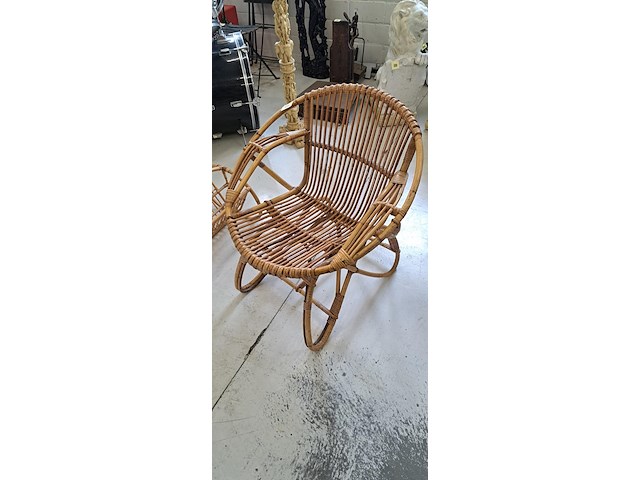 Rieten zetel en krantenbak - afbeelding 2 van  3