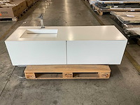 Rifra wastafel en spiegel - afbeelding 9 van  16