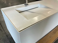 Rifra wastafel en spiegel - afbeelding 11 van  16