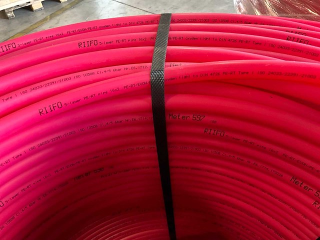Riifo 5-laagse pe-rt 16x2 vloerverwarmingsbuis (3 x 600m) - afbeelding 2 van  3