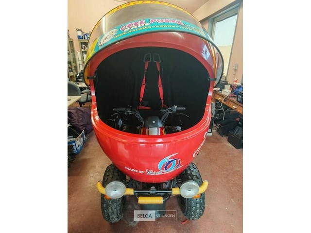 Rijdende helm - eyecatcher voor cross en autosport - afbeelding 18 van  30