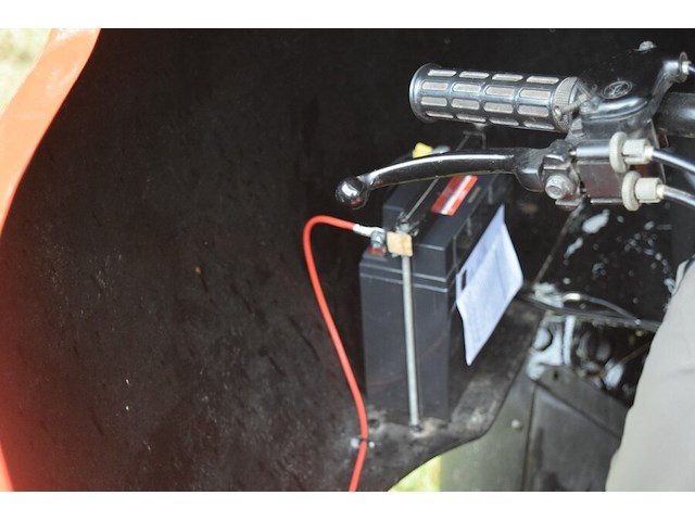 Rijdende helm gemonteerd op quad cobra 165cc (ideaal voor promo materiaal) - afbeelding 13 van  46