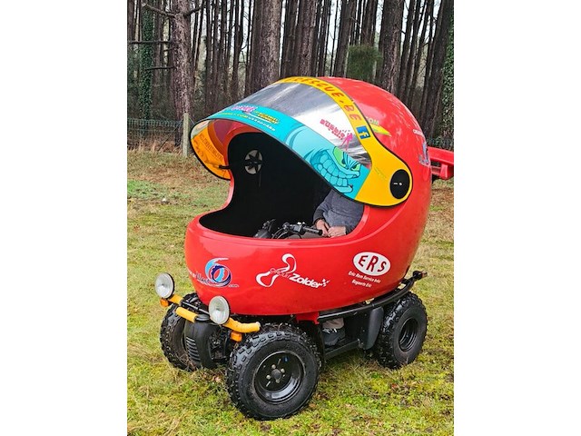 Rijdende helm gemonteerd op quad cobra 165cc (ideaal voor promo materiaal) - afbeelding 21 van  46