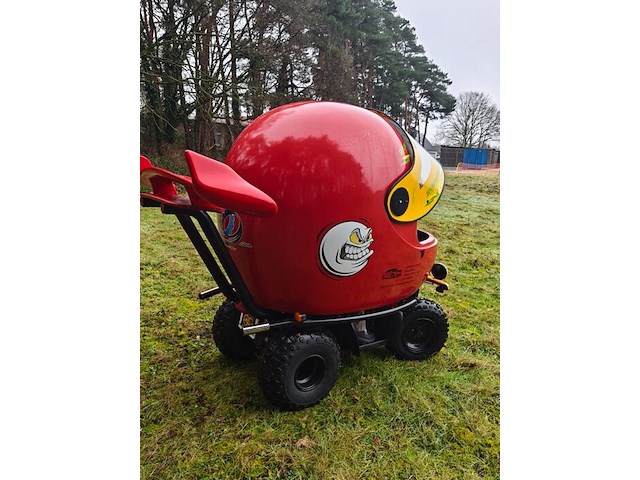 Rijdende helm gemonteerd op quad cobra 165cc (ideaal voor promo materiaal) - afbeelding 33 van  46