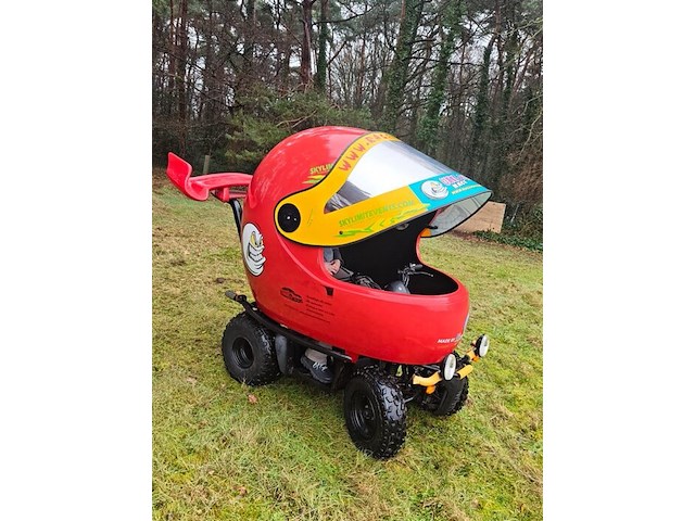 Rijdende helm gemonteerd op quad cobra 165cc (ideaal voor promo materiaal) - afbeelding 35 van  46