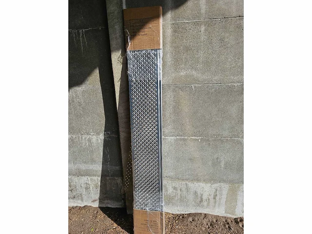 Rijplaten aluminium - 200x26 - 1000 kg - afbeelding 1 van  2