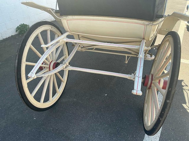 Rijwagen / koets - afbeelding 2 van  23