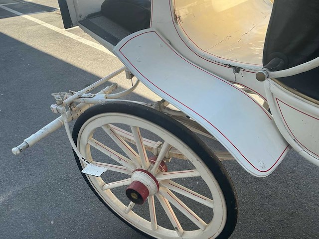 Rijwagen / koets - afbeelding 4 van  23