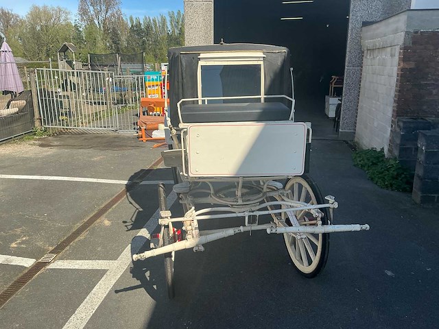 Rijwagen / koets - afbeelding 11 van  23