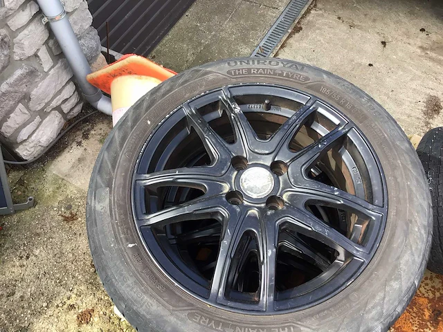 Rim (4x) - afbeelding 1 van  5