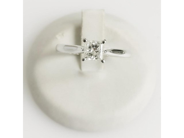 Ring diamond - afbeelding 1 van  7