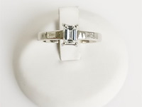 Ring diamond - afbeelding 1 van  8