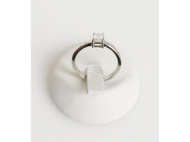Ring diamond - afbeelding 5 van  8