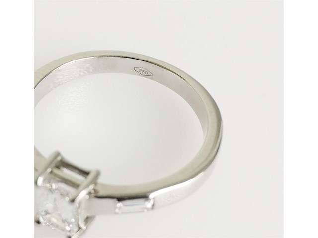 Ring diamond - afbeelding 6 van  8
