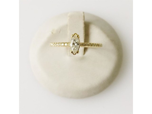 Ring - afbeelding 1 van  6