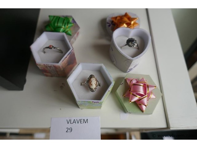Ringen - afbeelding 1 van  1