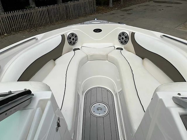 Rinker b412807 speedboot compleet met boottrailer - afbeelding 26 van  46