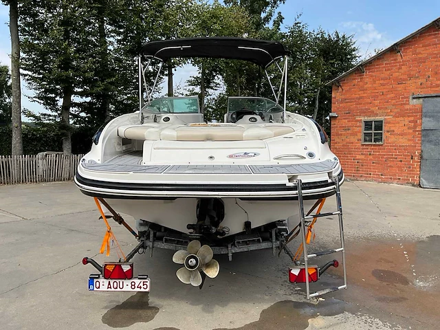 Rinker b412807 speedboot compleet met boottrailer - afbeelding 36 van  46