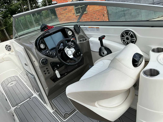 Rinker b412807 speedboot compleet met boottrailer - afbeelding 5 van  46