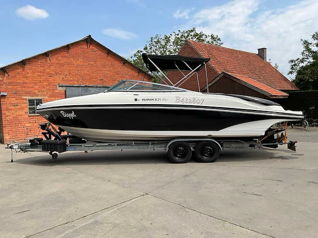 Rinker b412807 speedboot compleet met boottrailer - afbeelding 23 van  46