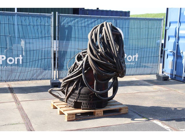 Rioolpomp flyght b2250 elektrisch 73pk - afbeelding 1 van  1