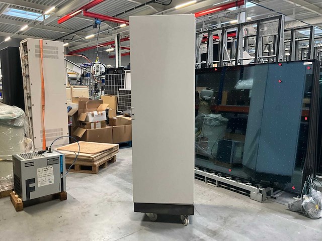 Rittal dk7772 verrijdbare serverkast - afbeelding 2 van  7